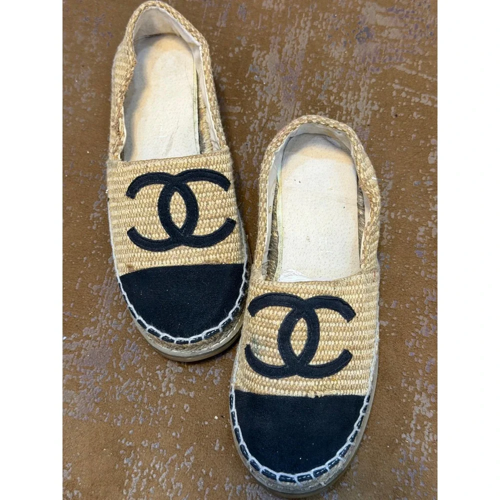 CHANEL espadrilles crafted